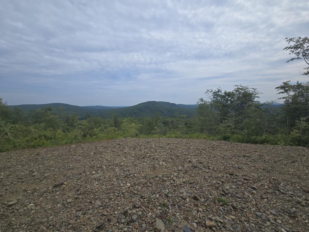 kelngeo@hotmail.com Trail Photo